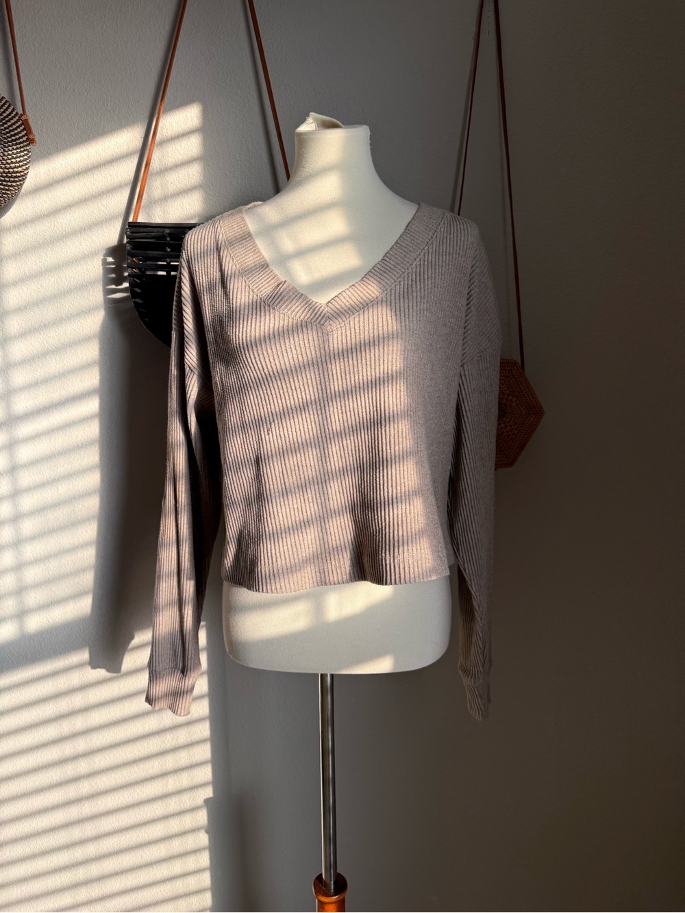 ALO V Neck Textured Long Sleeve